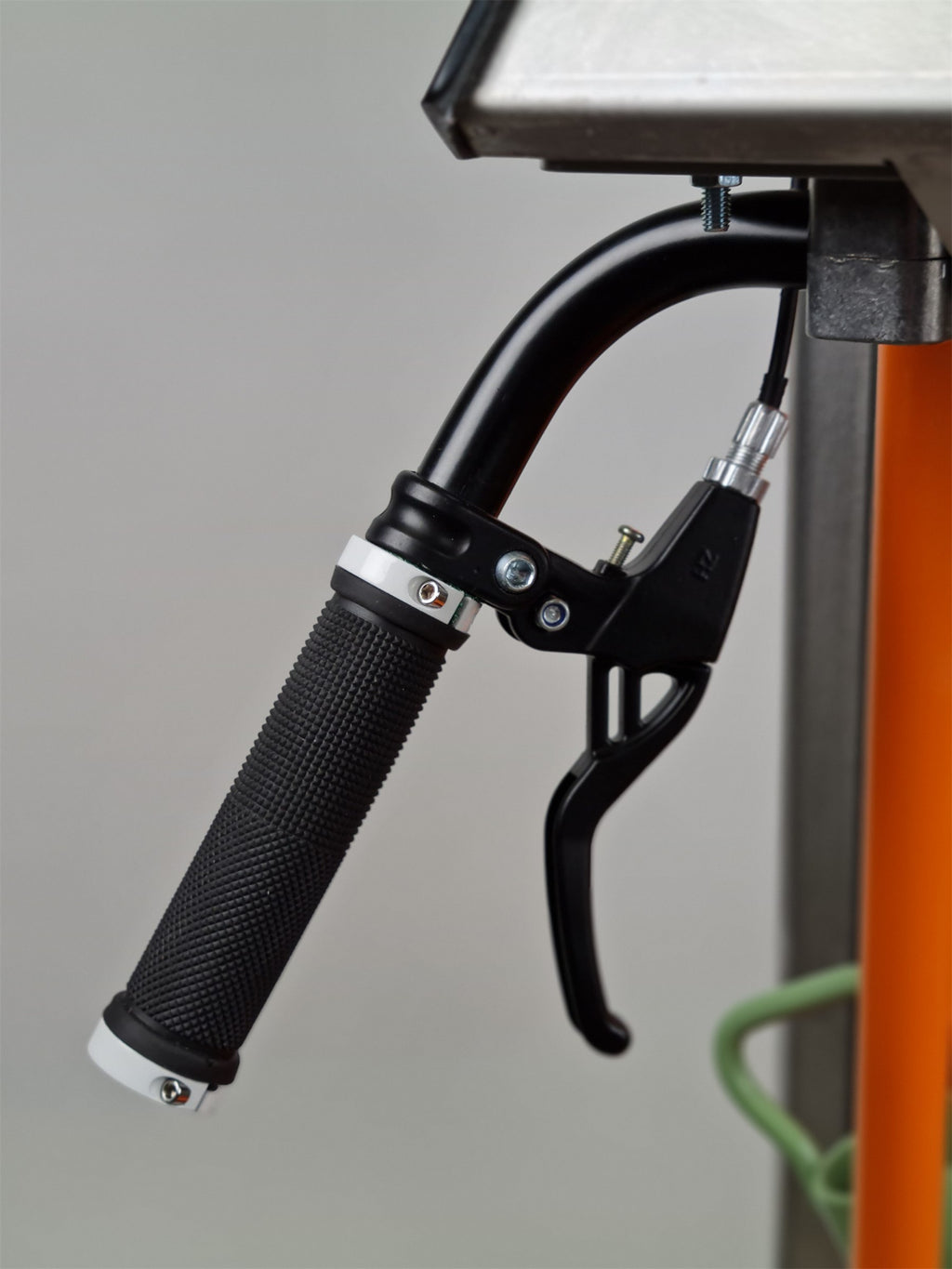 Ripack Turbopack V2 handle with ignition lever, close-up