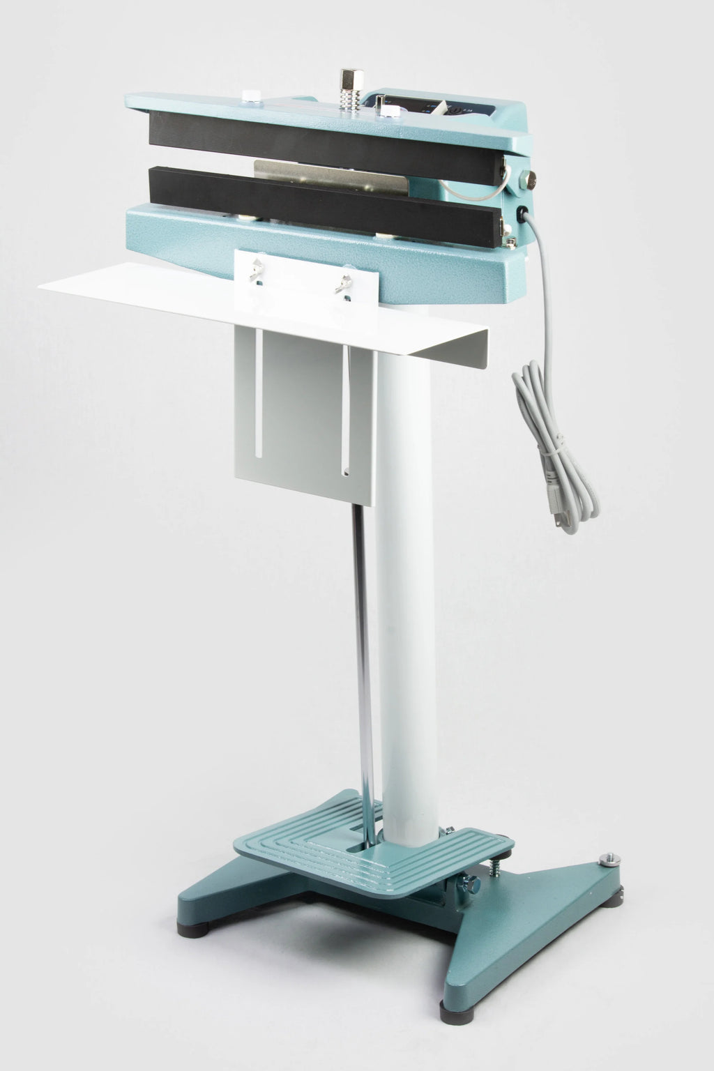 AIE-602CH 24-inch double constant heat foot sealer, three-quarter view