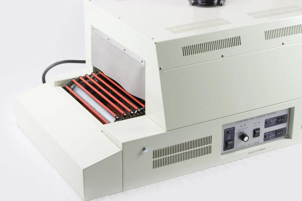 AIE infrared shrink tunnel, three-quarter view