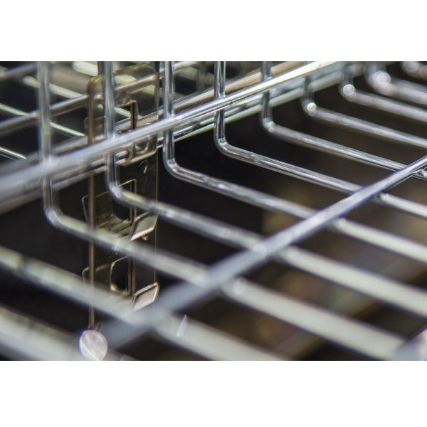 Maripak Compack 5800i height-adjustable mesh tray, close-up