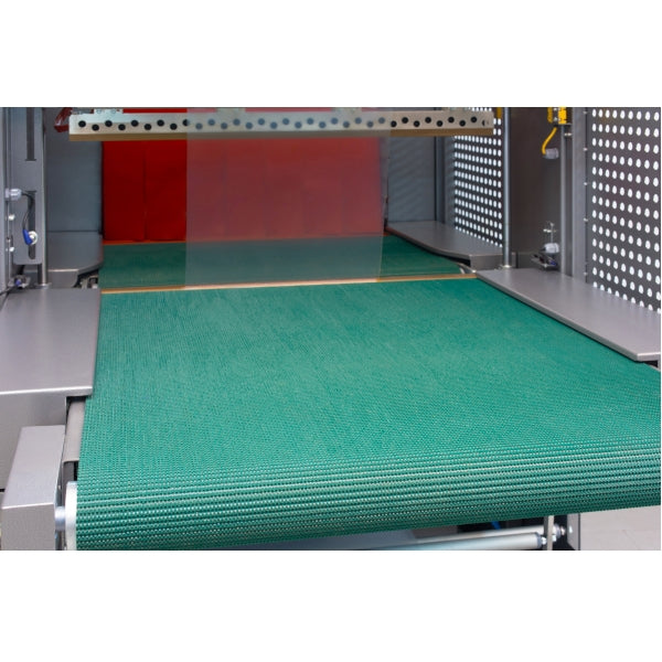 Maripak Multimac D 100 tunnel entrance with curtain and green conveyor belt