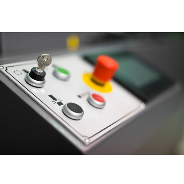 Maripak SYMPACK 35 operator buttons with emergency stop and key switch